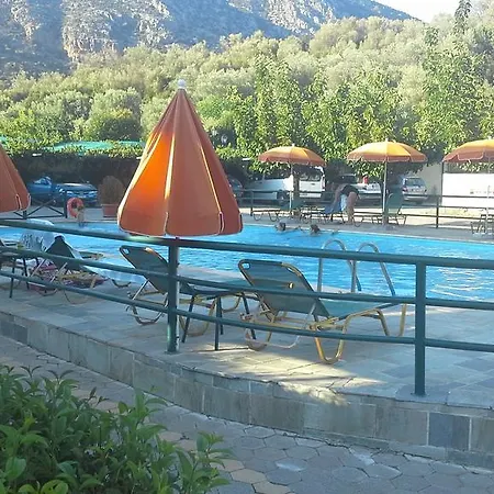 Gefyra فندق Epidaurus